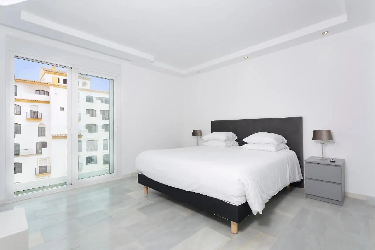 B51 Executive Flats Marbella Aparthotel