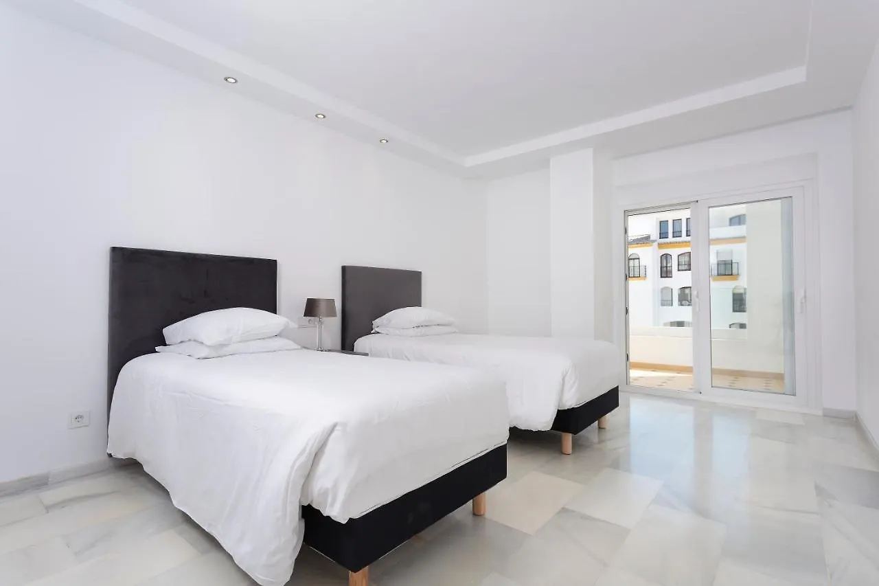 B51 Executive Flats Marbella Aparthotel 0*,