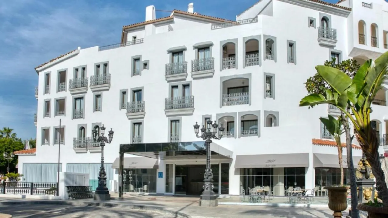 B51 Executive Flats Marbella Aparthotel Spain